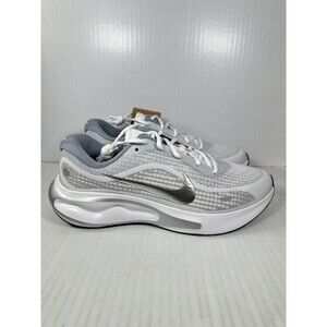 Size 9 Nike Journey Run Mens Running Shoe White/Metallic Silver FN0228-104 NEW